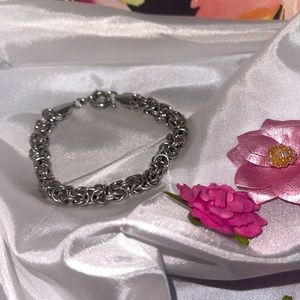 Round Byzantine Bracelet 7”